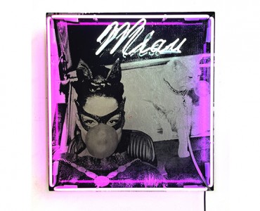 MIAU NEON